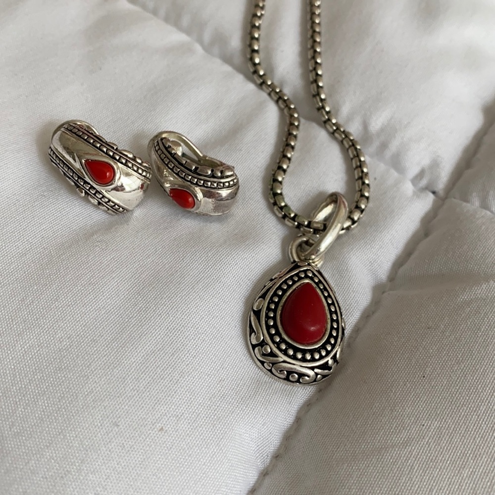 Premier design necklace and earrings set